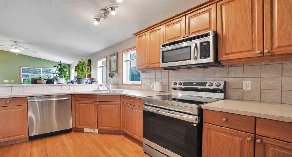 144 Hillcrest Cape, Strathmore, Alberta T1P 0A4, 4 Bedroom Bedrooms, 0 ,3 BathroomBathrooms,Residential,For Sale,Hillcrest,0,A2322626