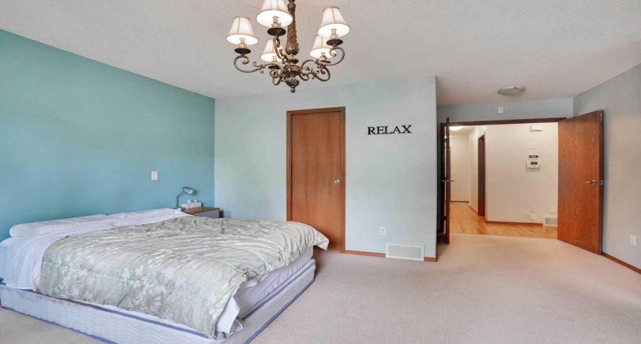 144 Hillcrest Cape, Strathmore, Alberta T1P 0A4, 4 Bedroom Bedrooms, 0 ,3 BathroomBathrooms,Residential,For Sale,Hillcrest,0,A2322626
