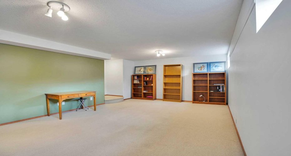 144 Hillcrest Cape, Strathmore, Alberta T1P 0A4, 4 Bedroom Bedrooms, 0 ,3 BathroomBathrooms,Residential,For Sale,Hillcrest,0,A2322626
