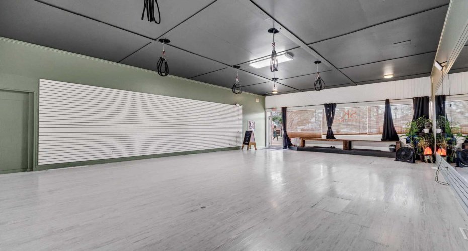 655 2 Street, Medicine Hat, Alberta T1A 0C8, 0 , 0 ,0,Commercial,For Sale,2,0,A2322726
