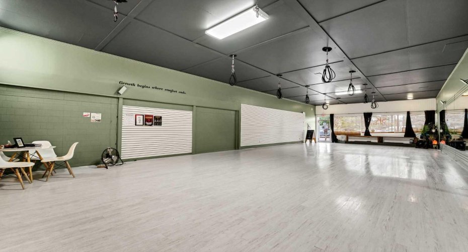 655 2 Street, Medicine Hat, Alberta T1A 0C8, 0 , 0 ,0,Commercial,For Sale,2,0,A2322726
