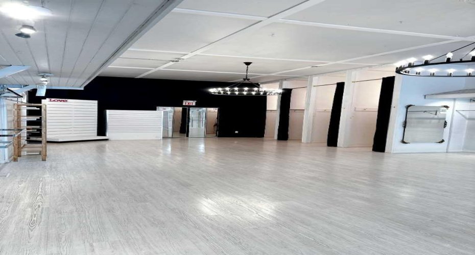 655 2 Street, Medicine Hat, Alberta T1A 0C8, 0 , 0 ,0,Commercial,For Sale,2,0,A2322726