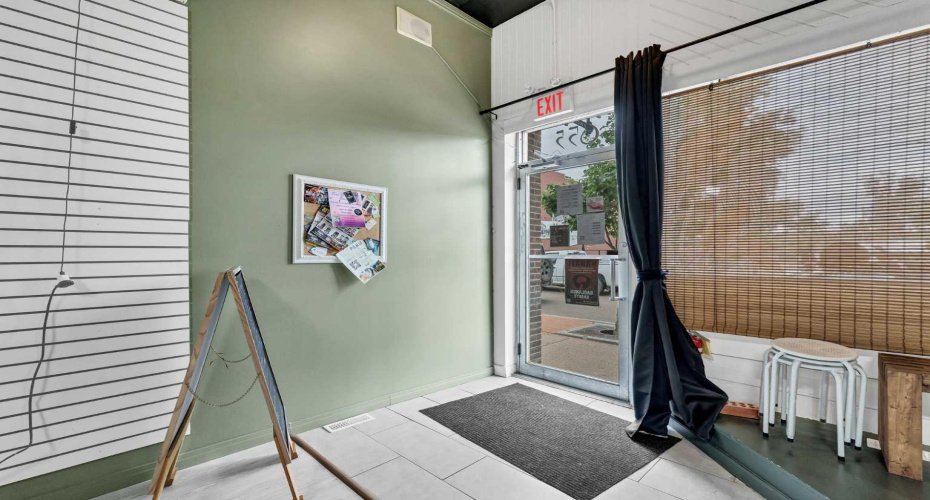 655 2 Street, Medicine Hat, Alberta T1A 0C8, 0 , 0 ,0,Commercial,For Sale,2,0,A2322726