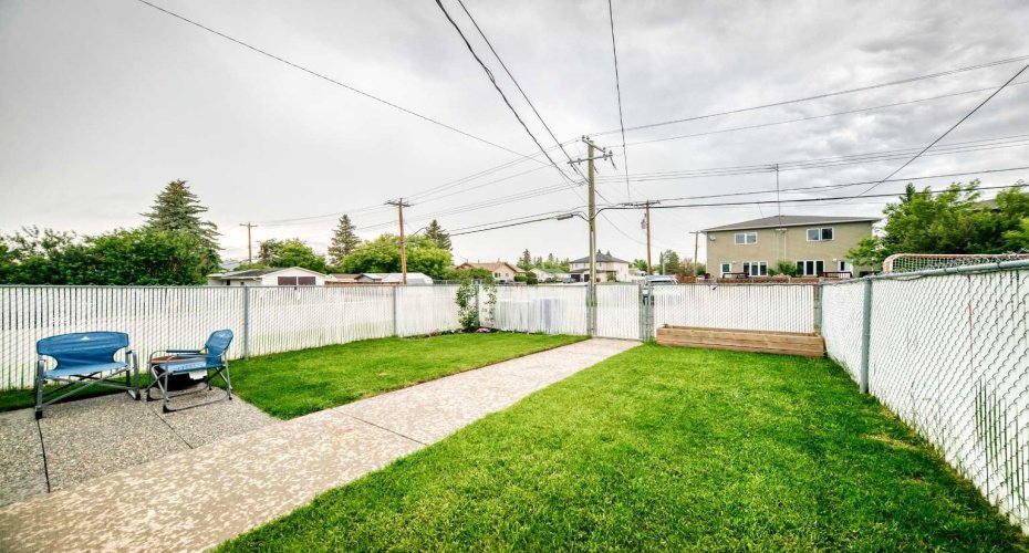 5138 51 Street, Olds, Alberta T4H1H1, 2 Bedroom Bedrooms, 0 ,2 BathroomBathrooms,Residential,For Sale,51,0,A2322992