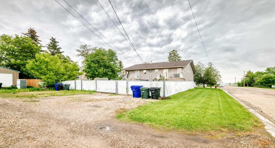 5138 51 Street, Olds, Alberta T4H1H1, 2 Bedroom Bedrooms, 0 ,2 BathroomBathrooms,Residential,For Sale,51,0,A2322992