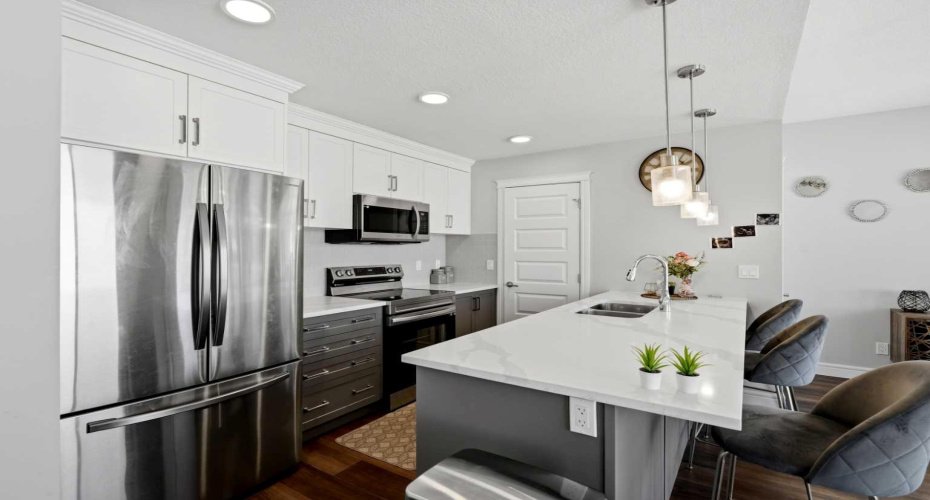 10060 46 Street, Calgary, Alberta T3J 2H8, 3 Bedroom Bedrooms, 0 ,3 BathroomBathrooms,Residential,For Sale,46,0,A2323214