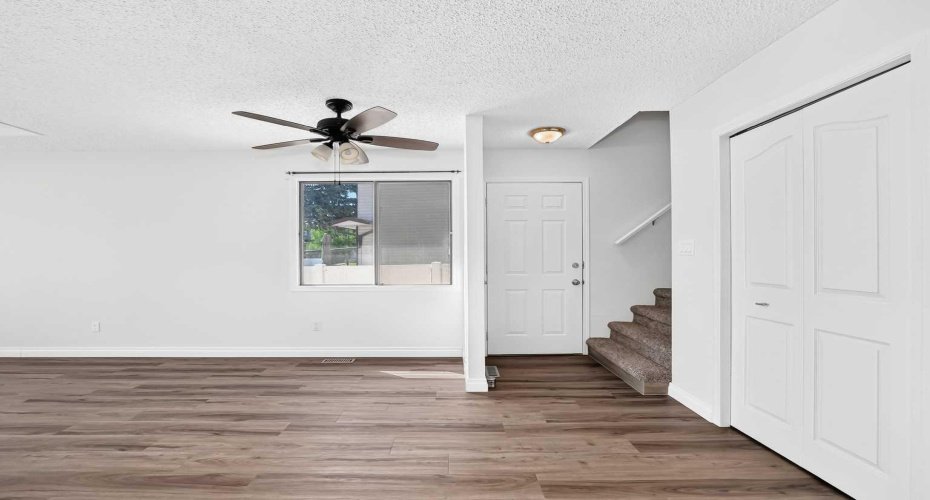 91 Cedarwood Hill, Calgary, Alberta t2w3h4, 3 Bedroom Bedrooms, 0 ,2 BathroomBathrooms,Residential,For Sale,Cedarwood,0,A2323249