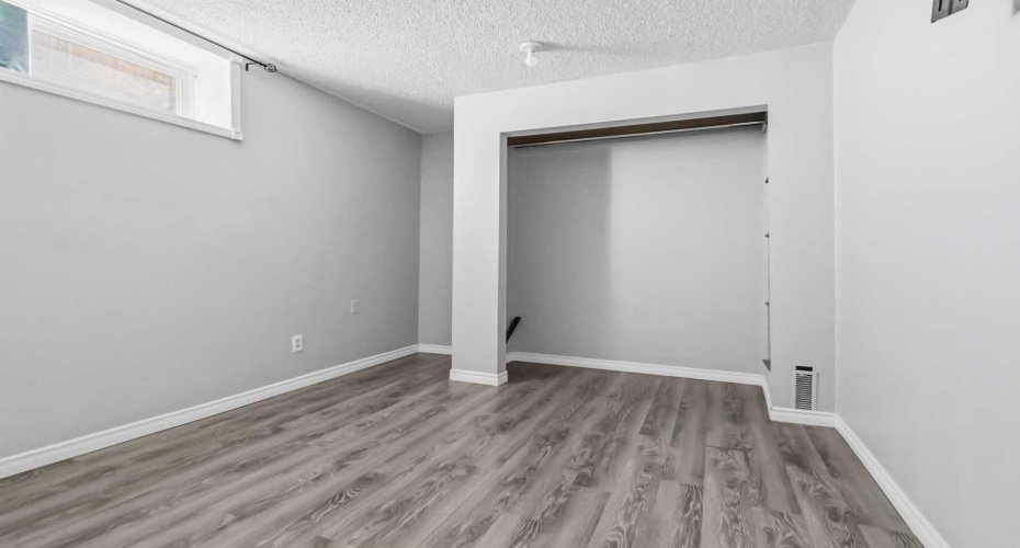 303 Cornwall Drive, Fort McMurray, Alberta T9K 1G7, 4 Bedroom Bedrooms, 0 ,3 BathroomBathrooms,Residential,For Sale,Cornwall,0,A2323552
