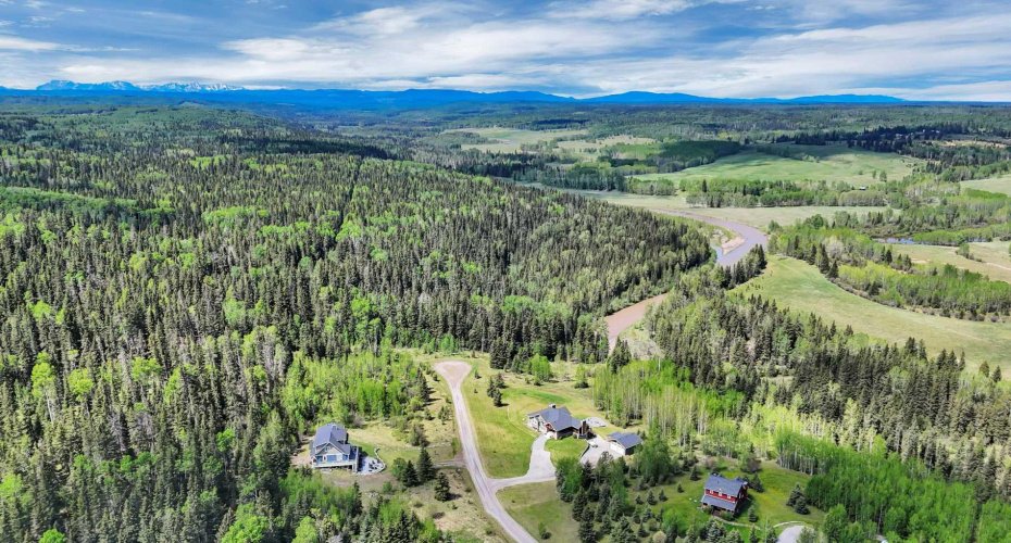 224 JAMES RIVER, Rural Clearwater County, Alberta T0M1C0, 4 Bedroom Bedrooms, 0 ,3 BathroomBathrooms,Residential,For Sale,JAMES RIVER,0,A2323585