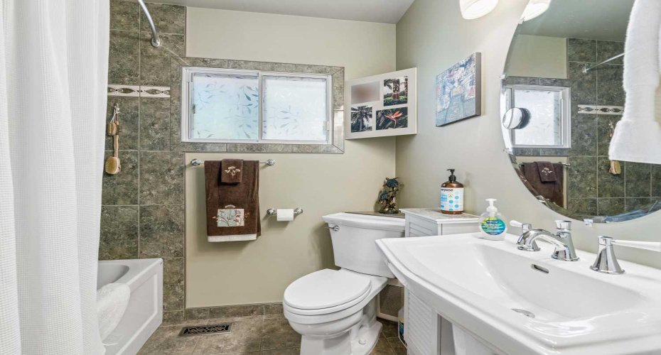 9403 Abbott Place, Calgary, Alberta t2j0z7, 2 Bedroom Bedrooms, 0 ,2 BathroomBathrooms,Residential,For Sale,Abbott,0,A2324085