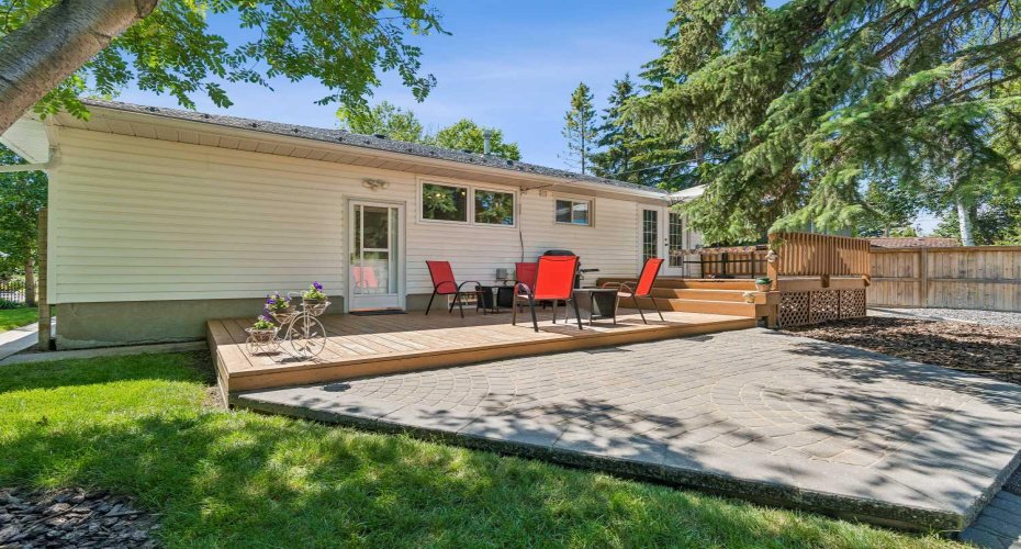 9403 Abbott Place, Calgary, Alberta t2j0z7, 2 Bedroom Bedrooms, 0 ,2 BathroomBathrooms,Residential,For Sale,Abbott,0,A2324085