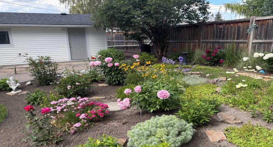 9403 Abbott Place, Calgary, Alberta t2j0z7, 2 Bedroom Bedrooms, 0 ,2 BathroomBathrooms,Residential,For Sale,Abbott,0,A2324085