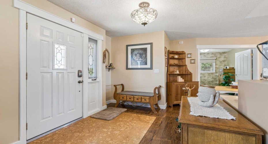 9403 Abbott Place, Calgary, Alberta t2j0z7, 2 Bedroom Bedrooms, 0 ,2 BathroomBathrooms,Residential,For Sale,Abbott,0,A2324085