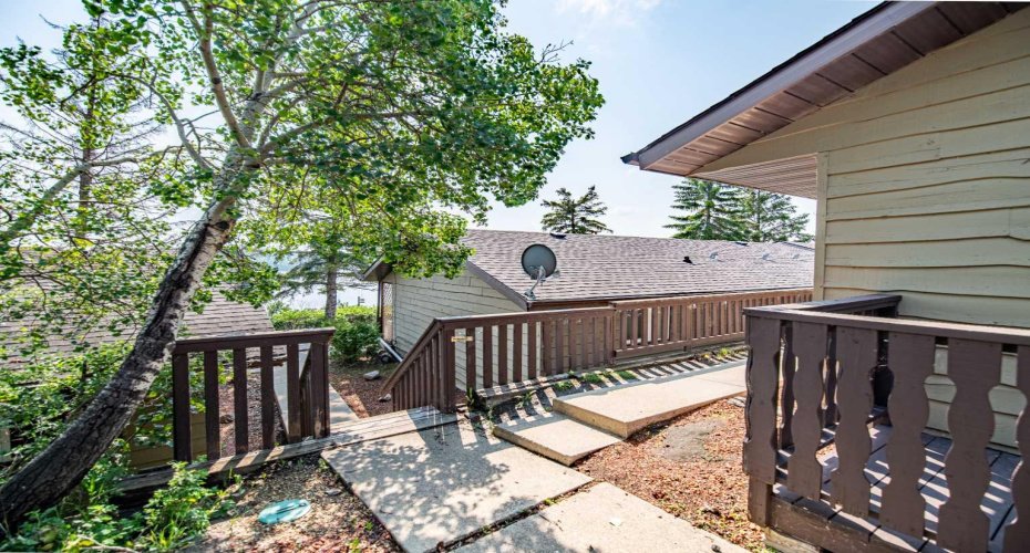 25054 South Pine Lake Road, Rural Red Deer County, Alberta T0M 1R0, 2 Bedroom Bedrooms, 0 ,1 BathroomBathrooms,Residential,For Sale,South Pine Lake,0,A2324301