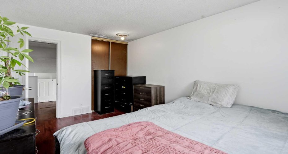 255 Falton Drive, Calgary, Alberta T3J 2W8, 4 Bedroom Bedrooms, 0 ,2 BathroomBathrooms,Residential,For Sale,Falton,0,A2324414