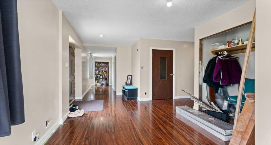 36337 Range Road 282, Rural Red Deer County, Alberta T4G 0G7, 3 Bedroom Bedrooms, 0 ,2 BathroomBathrooms,Residential,For Sale,Range Road 282,0,A2324613
