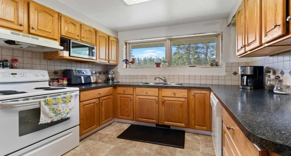 36337 Range Road 282, Rural Red Deer County, Alberta T4G 0G7, 3 Bedroom Bedrooms, 0 ,2 BathroomBathrooms,Residential,For Sale,Range Road 282,0,A2324613