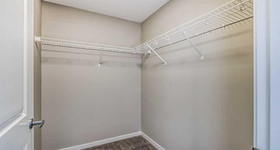 1040 Mahogany Boulevard, Calgary, Alberta T3M 3N3, 5 Bedroom Bedrooms, 0 ,5 BathroomBathrooms,Residential,For Sale,Mahogany,0,A2325153