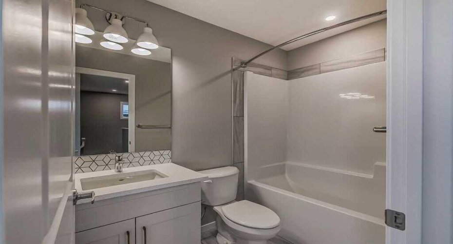 1040 Mahogany Boulevard, Calgary, Alberta T3M 3N3, 5 Bedroom Bedrooms, 0 ,5 BathroomBathrooms,Residential,For Sale,Mahogany,0,A2325153