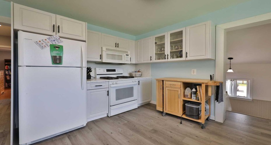234 S 100 W, Raymond, Alberta T0K 2S0, 4 Bedroom Bedrooms, 0 ,2 BathroomBathrooms,Residential,For Sale,100 W,0,A2325459