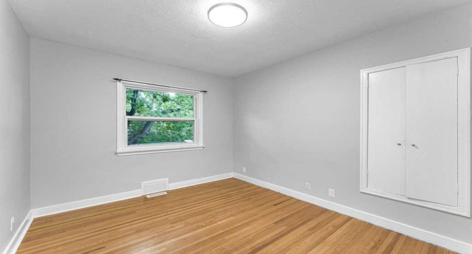 2216 19 Street, Calgary, Alberta T2T 4W9, 4 Bedroom Bedrooms, 0 ,2 BathroomBathrooms,Residential,For Sale,19,0,A2325518