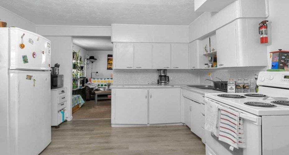 2216 19 Street, Calgary, Alberta T2T 4W9, 4 Bedroom Bedrooms, 0 ,2 BathroomBathrooms,Residential,For Sale,19,0,A2325518