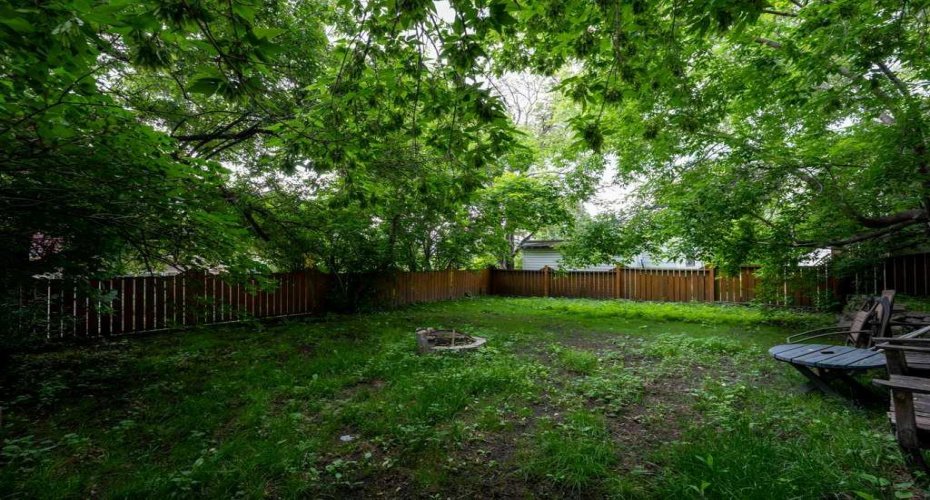 2216 19 Street, Calgary, Alberta T2T 4W9, 4 Bedroom Bedrooms, 0 ,2 BathroomBathrooms,Residential,For Sale,19,0,A2325518