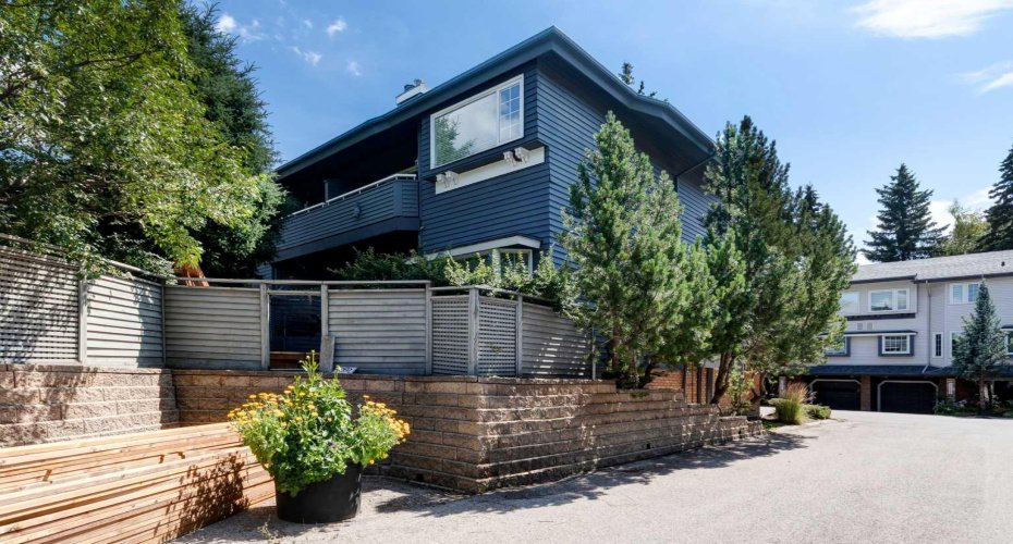 4037 42 Street, Calgary, Alberta T3A 2M9, 2 Bedroom Bedrooms, 0 ,3 BathroomBathrooms,Residential,For Sale,42,0,A2325572