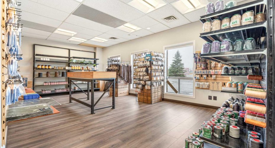 206 Stockton Avenue, Okotoks, Alberta T1S 1B1, ,Commercial,For Sale,Stockton,A2325647