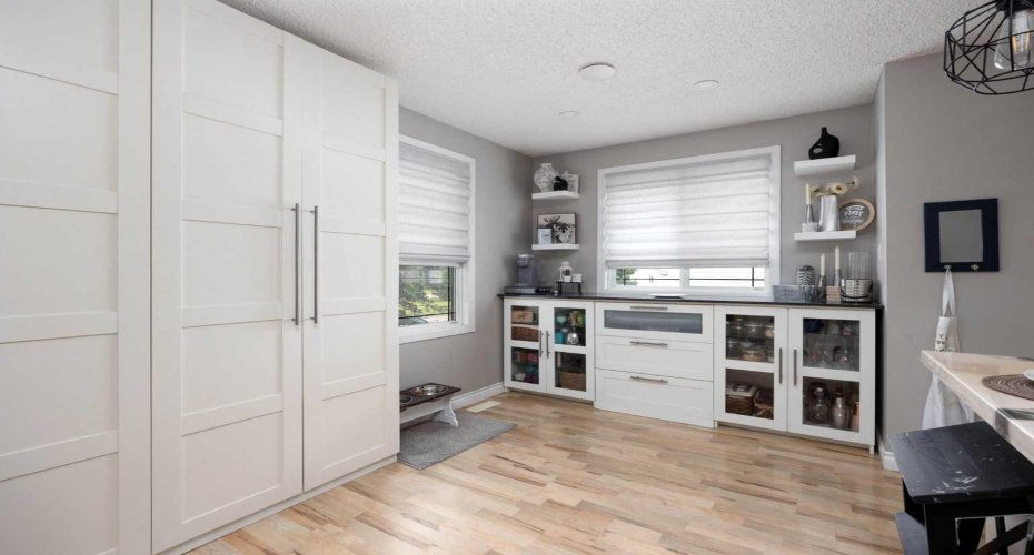 112B Siesta Gardens, Fort McMurray, Alberta T9H 2Z2, 3 Bedroom Bedrooms, 0 ,2 BathroomBathrooms,Residential,For Sale,Siesta,0,A2325675