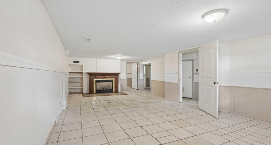 736 2 Street, Cardston, Alberta T0K 0K0, 5 Bedroom Bedrooms, 0 ,2 BathroomBathrooms,Residential,For Sale,2,0,A2326035