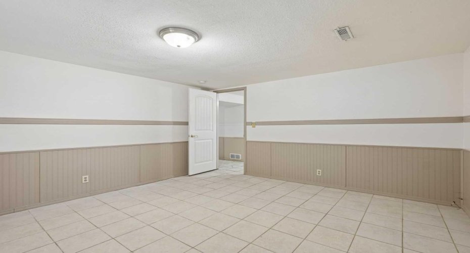 736 2 Street, Cardston, Alberta T0K 0K0, 5 Bedroom Bedrooms, 0 ,2 BathroomBathrooms,Residential,For Sale,2,0,A2326035