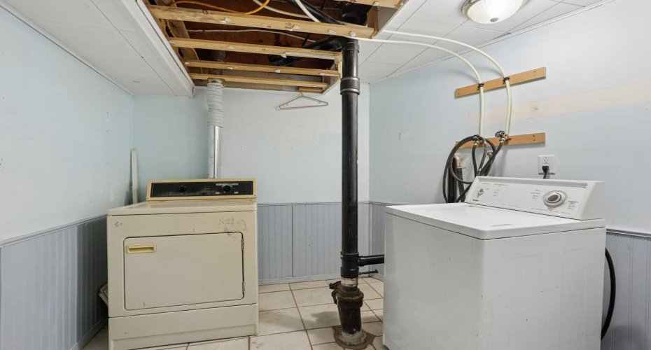 736 2 Street, Cardston, Alberta T0K 0K0, 5 Bedroom Bedrooms, 0 ,2 BathroomBathrooms,Residential,For Sale,2,0,A2326035