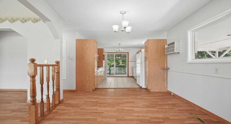 736 2 Street, Cardston, Alberta T0K 0K0, 5 Bedroom Bedrooms, 0 ,2 BathroomBathrooms,Residential,For Sale,2,0,A2326035
