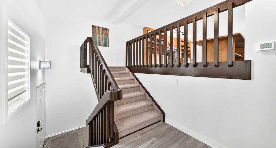31 Ranchridge Way, Calgary, Alberta T3G 1Z8, 3 Bedroom Bedrooms, 0 ,3 BathroomBathrooms,Residential,For Sale,Ranchridge,0,A2326050