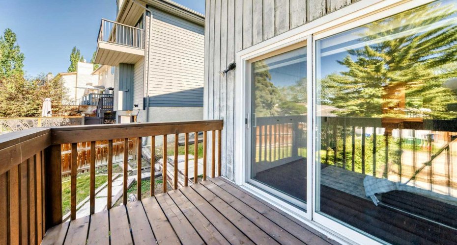 31 Ranchridge Way, Calgary, Alberta T3G 1Z8, 3 Bedroom Bedrooms, 0 ,3 BathroomBathrooms,Residential,For Sale,Ranchridge,0,A2326050