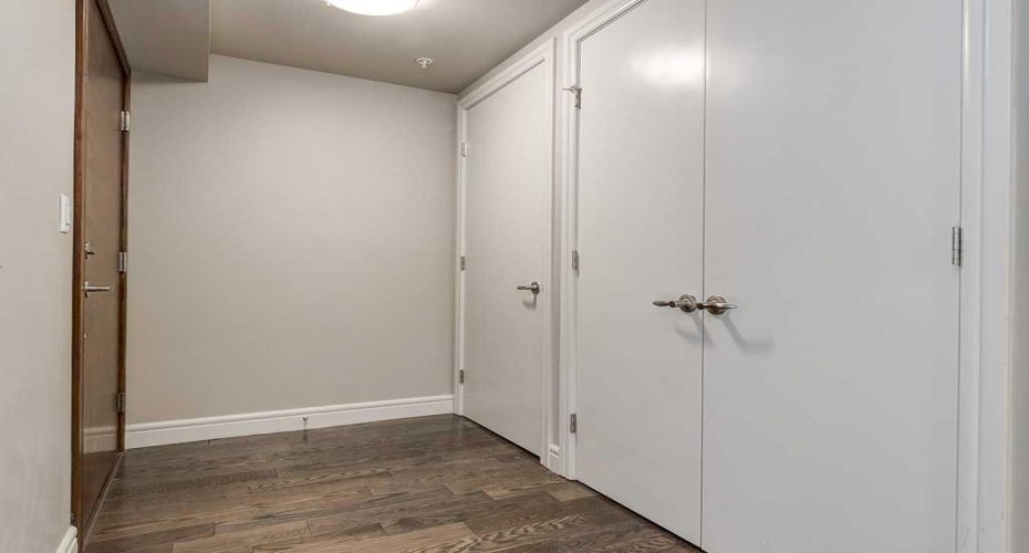 817 15 Avenue, Calgary, Alberta T2R 0H8, 1 Bedroom Bedrooms, 0 ,1 BathroomBathrooms,Residential,For Sale,15,0,A2326126