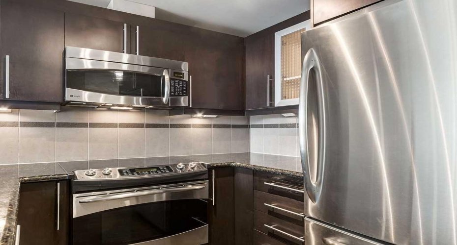 817 15 Avenue, Calgary, Alberta T2R 0H8, 1 Bedroom Bedrooms, 0 ,1 BathroomBathrooms,Residential,For Sale,15,0,A2326126