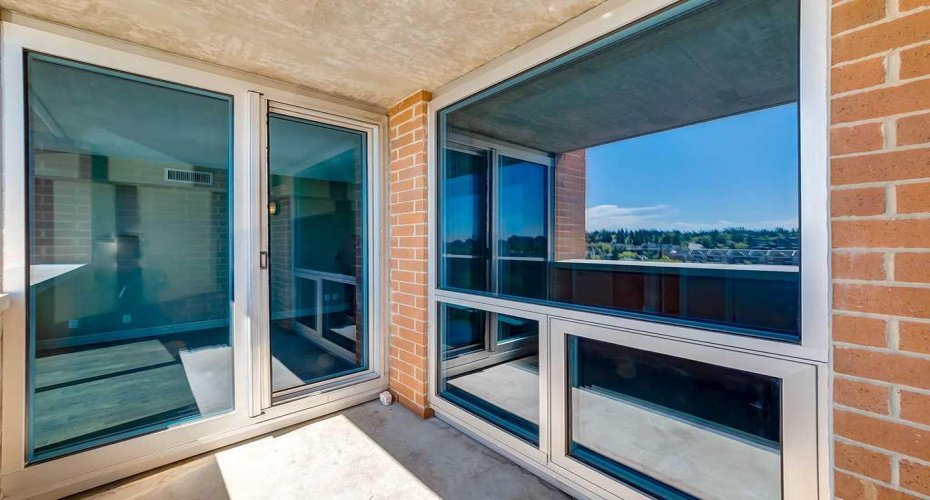 817 15 Avenue, Calgary, Alberta T2R 0H8, 1 Bedroom Bedrooms, 0 ,1 BathroomBathrooms,Residential,For Sale,15,0,A2326126
