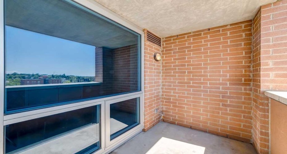 817 15 Avenue, Calgary, Alberta T2R 0H8, 1 Bedroom Bedrooms, 0 ,1 BathroomBathrooms,Residential,For Sale,15,0,A2326126