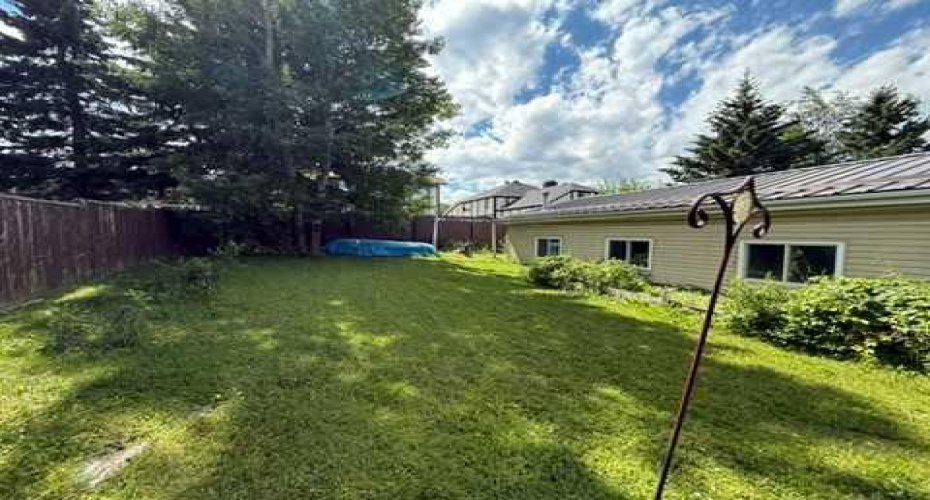 178 Hansen Drive, Hinton, Alberta T7V 1J2, 3 Bedroom Bedrooms, 0 ,3 BathroomBathrooms,Residential,For Sale,Hansen,0,A2326244