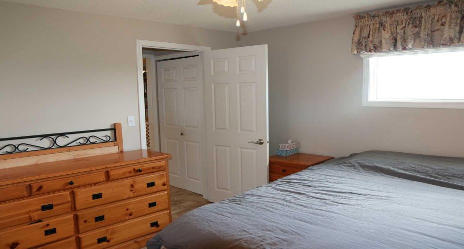 6032 Range Road 28-0 Range, Rural Pincher Creek No. 9, M.D. of, Alberta T0K 1W0, 5 Bedroom Bedrooms, 0 ,3 BathroomBathrooms,Residential,For Sale,Range Road 28-0,0,A2326406
