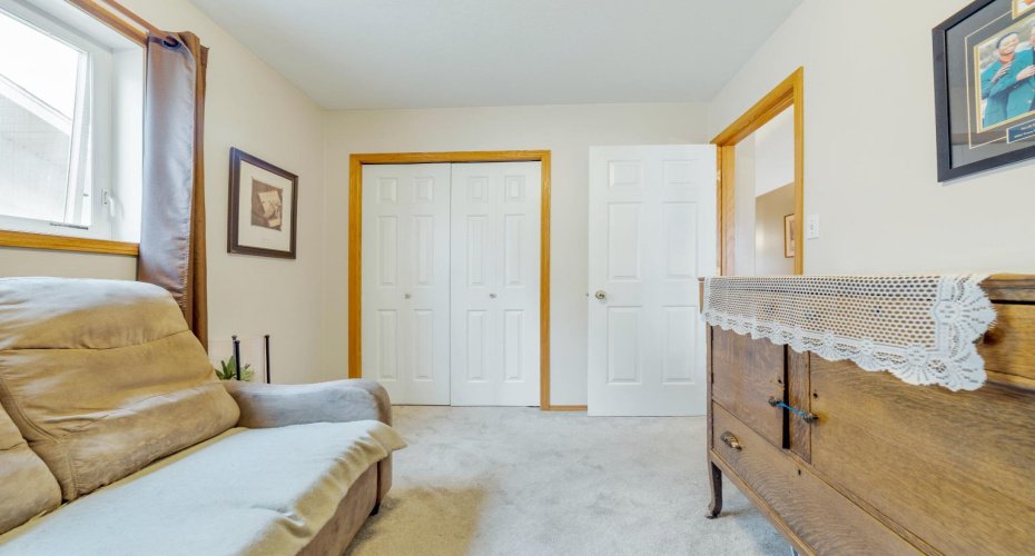 781 Red Crow Boulevard, Lethbridge, Alberta T1K 7M4, 3 Bedroom Bedrooms, 0 ,2 BathroomBathrooms,Residential,For Sale,Red Crow,0,A2326430