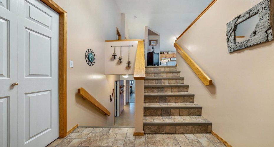 781 Red Crow Boulevard, Lethbridge, Alberta T1K 7M4, 3 Bedroom Bedrooms, 0 ,2 BathroomBathrooms,Residential,For Sale,Red Crow,0,A2326430