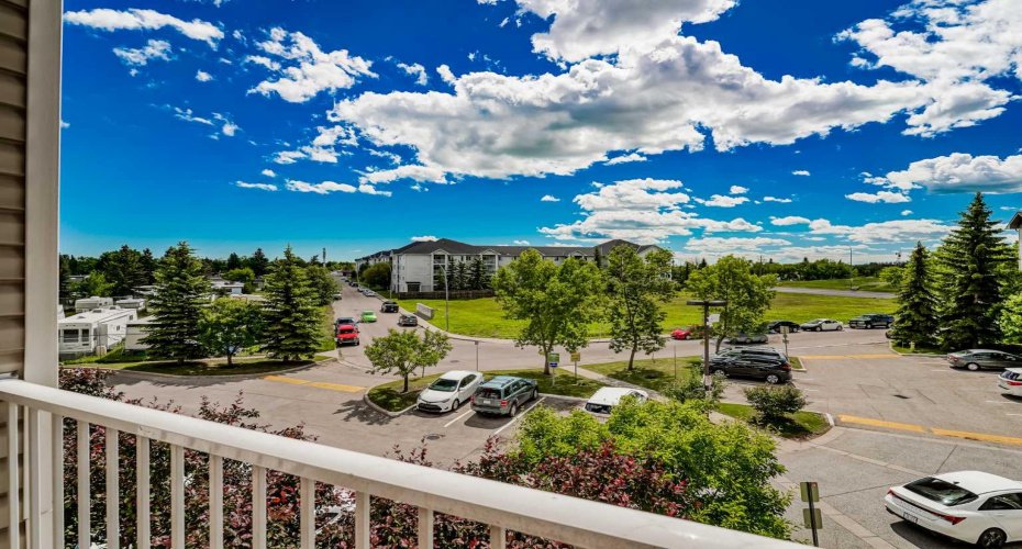 1717 60 Street, Calgary, Alberta T2A 7Y7, 1 Bedroom Bedrooms, 0 ,1 BathroomBathrooms,Residential,For Sale,60,0,A2326434