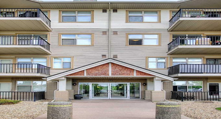 100 Lakeway Boulevard, Sylvan Lake, Alberta T4S0A4, 2 Bedroom Bedrooms, 0 ,2 BathroomBathrooms,Residential,For Sale,Lakeway,0,A2326483