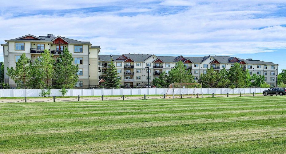 100 Lakeway Boulevard, Sylvan Lake, Alberta T4S0A4, 2 Bedroom Bedrooms, 0 ,2 BathroomBathrooms,Residential,For Sale,Lakeway,0,A2326483