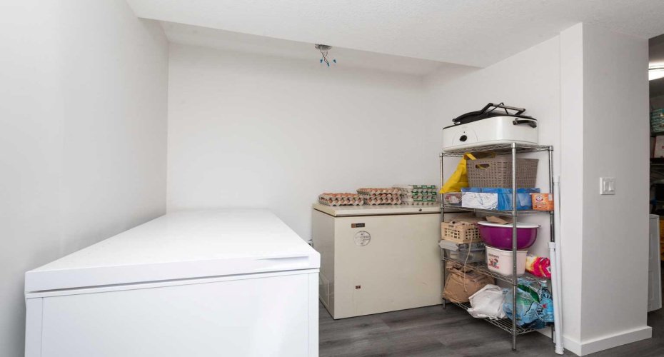 116 1 Street, Magrath, Alberta T0K 1J0, 3 Bedroom Bedrooms, 0 ,2 BathroomBathrooms,Residential,For Sale,1,0,A2326521
