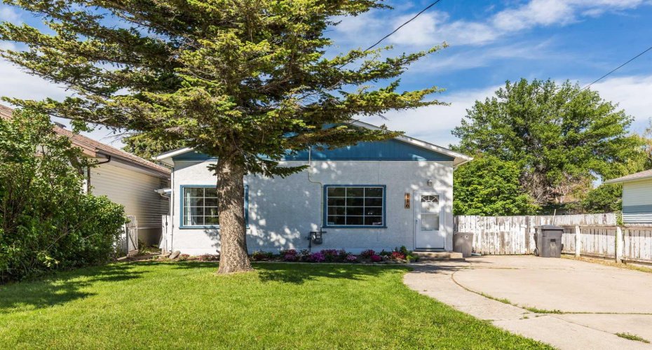 116 1 Street, Magrath, Alberta T0K 1J0, 3 Bedroom Bedrooms, 0 ,2 BathroomBathrooms,Residential,For Sale,1,0,A2326521
