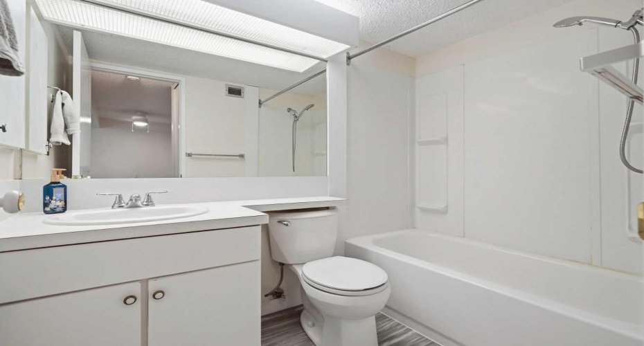 4 piece bath